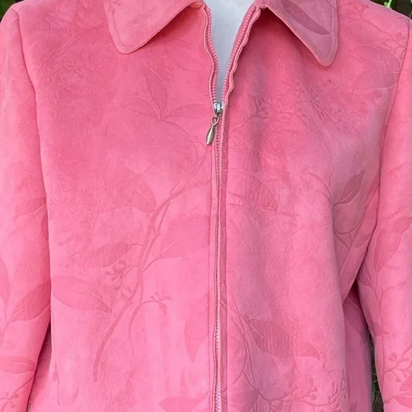Faux Suede Floral Embossed Alfred Dunner Jacket  Petite  Size 8 - Picture 12 of 13
